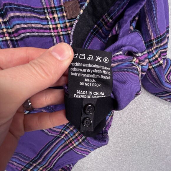 Linus Tech Tips Shirt Mens Small S Purple Plaid Flannel Casual Button Up Gaming - Picture 10 of 10
